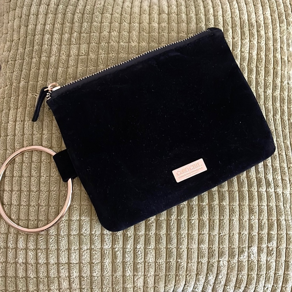 Carolina Herrera GOOD GIRL Golden circle BLACK VELVET bag